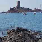 A Cap Esterel Agay- Village Pierre Et Quartier Belvedere Piscines Et Parking Inclus Lejlighed