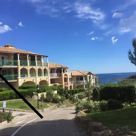 A Cap Esterel Agay- Village Pierre Et Quartier Belvedere Piscines Et Parking Inclus *