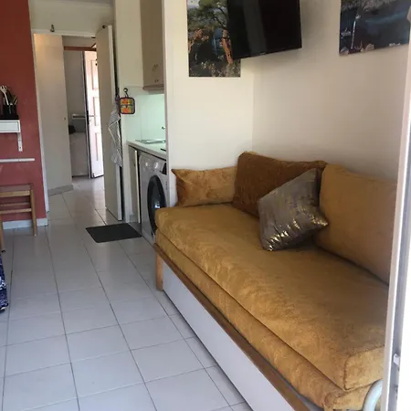 A Cap Esterel Agay- Village Pierre Et Quartier Belvedere Piscines Et Parking Inclus Lejlighed