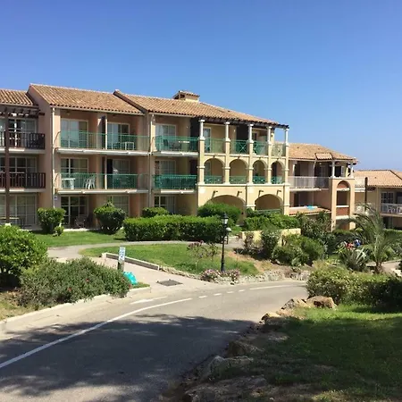 à Cap Estérel Village Pierre Et Appartement
