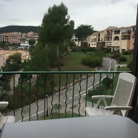 à Cap Estérel Village Pierre Et Appartement *