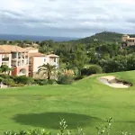 à Cap Estérel Village Pierre Et Quartier Belvédère Piscines Et Parking Inclus Apartamento *