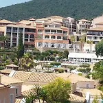 à Cap Estérel Village Pierre Et Quartier Belvédère Piscines Et Parking Inclus *