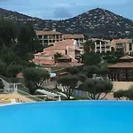 à Cap Estérel Village Pierre Et Quartier Belvédère Piscines Et Parking Inclus *