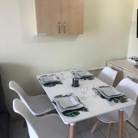 Apartament A Cap Esterel Village Pierre Et Piscines Et Parking Inclus *