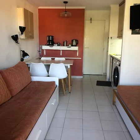 A Cap Esterel Village Pierre Et Quartier Belvedere Piscines Et Parking Inclus Apartment Saint-Raphaël