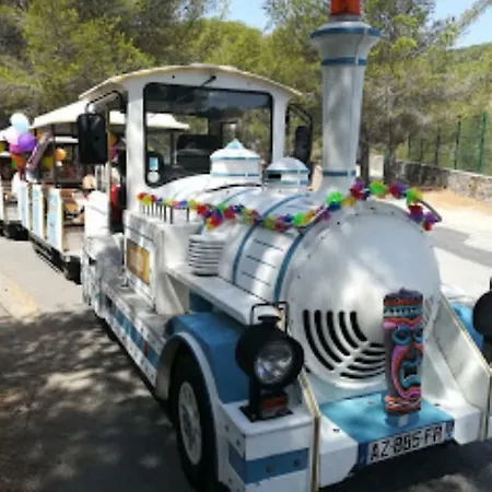 A Cap Esterel Village Pierre Et Quartier Belvedere Piscines Et Parking Inclus *