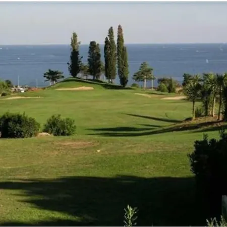 A Cap Esterel Village Pierre Et Quartier Belvedere Piscines Et Parking Inclus Apartment Saint-Raphaël