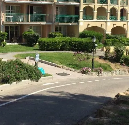 A Cap Esterel Village Pierre Et Quartier Belvedere Piscines Et Parking Inclus