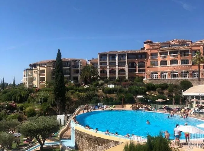 Apartment A Cap Esterel Village Pierre Et Quartier Belvedere Piscines Et Parking Inclus Saint-Raphaël