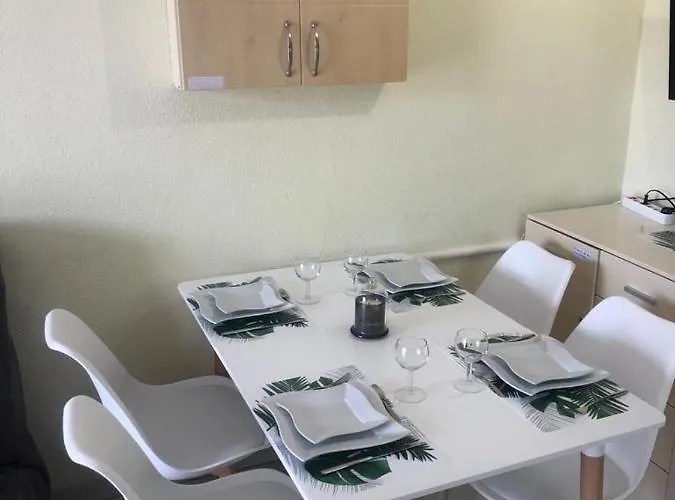 Apartment A Cap Esterel Village Pierre Et Quartier Belvedere Piscines Et Parking Inclus *