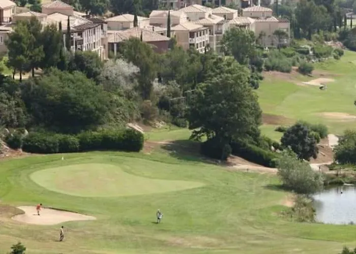 Apartment A Cap Esterel Village Pierre Et Quartier Belvedere Piscines Et Parking Inclus