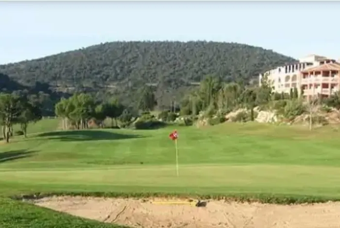 à Cap Estérel Village Pierre Et Quartier Belvédère Piscines Et Parking Inclus Apartamento Saint-Raphaël