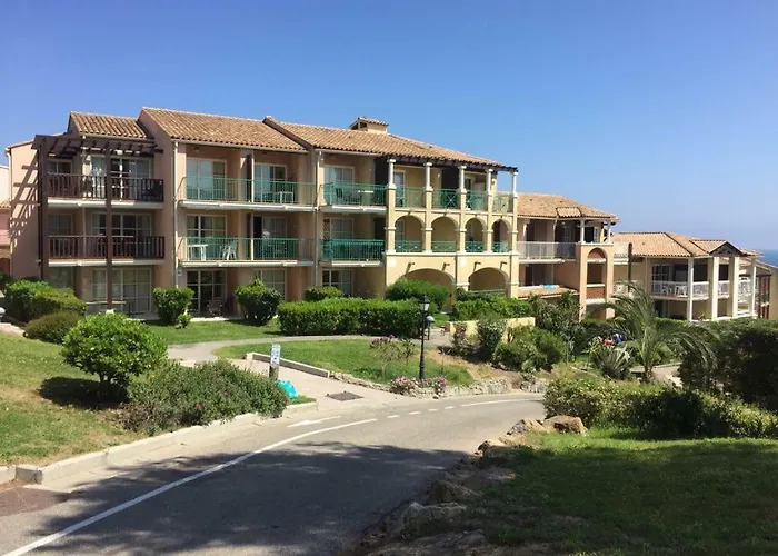 à Cap Estérel Village Pierre Et Quartier Belvédère Piscines Et Parking Inclus Apartamento