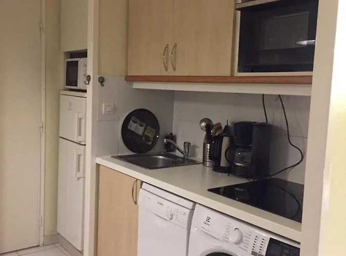 A Cap Esterel Village Pierre Et Quartier Belvedere Piscines Et Parking Inclus *